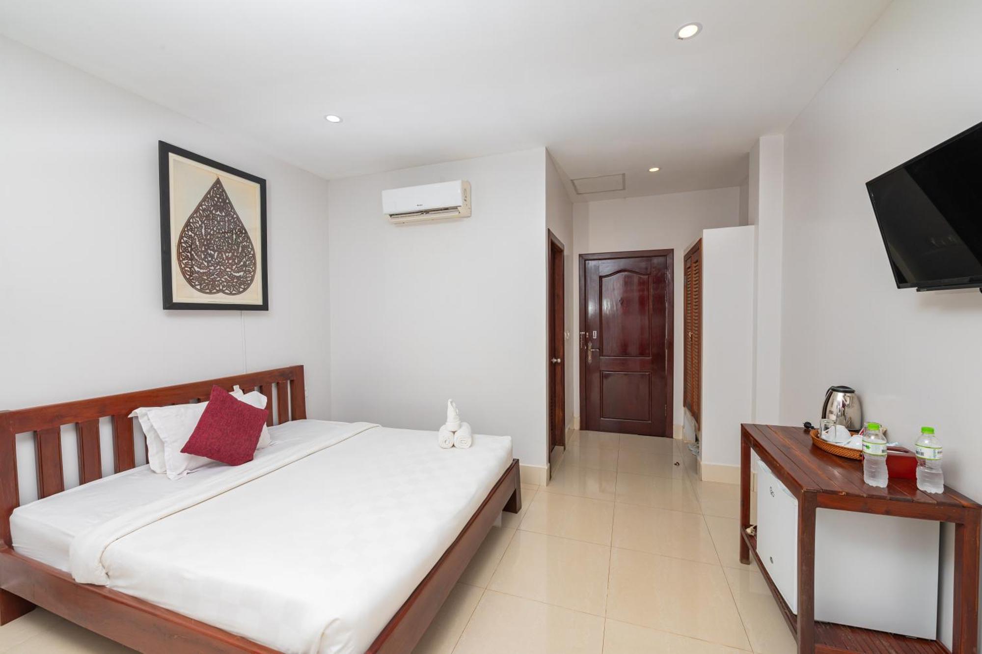 Damnak Soksan Hotel Siem Reap Exterior foto